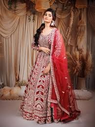 Diadem-Bridal-Lehe: The Regal Touch Every Bride Deserves